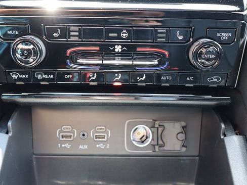 New 2025 Jeep Grand Cherokee Limited 4xe image 18