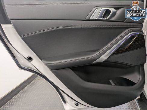 Used 2021 BMW X6 xDrive40i w/ Executive Package 2 AWD/4WD image 23