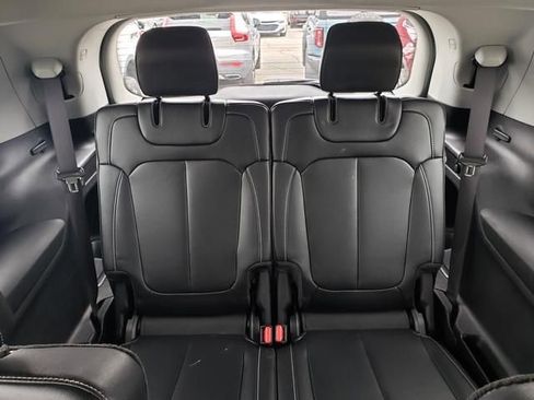 Used 2023 Jeep Grand Cherokee L Limited image 15