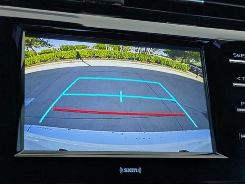 Used 2020 Toyota Camry SE FWD image 26