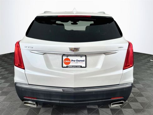 Used 2018 Cadillac XT5 Luxury w/ Driver Awareness Package FWD image 7