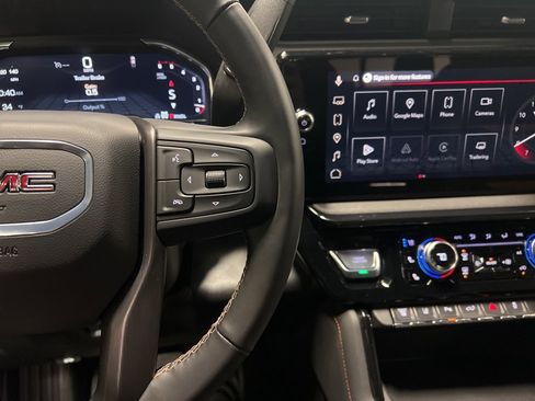 Certified 2025 GMC Sierra 2500 AT4 w/ AT4 Premium Plus Package image 15