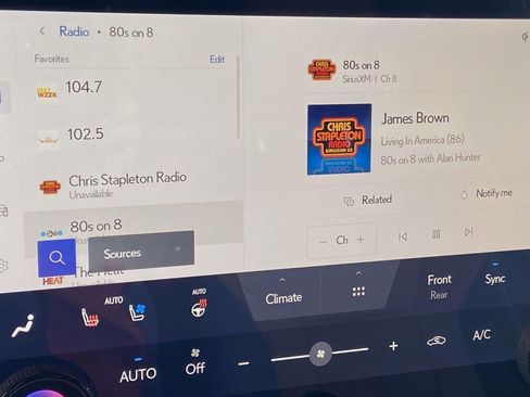 Used 2024 Lexus GX 550 w/ Accessory Package (2T) image 34