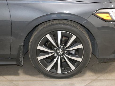 Used 2024 Honda Civic EX image 39