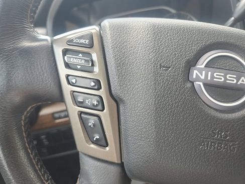 Used 2023 Nissan Titan Platinum Reserve w/ Moonroof Package AWD/4WD image 18