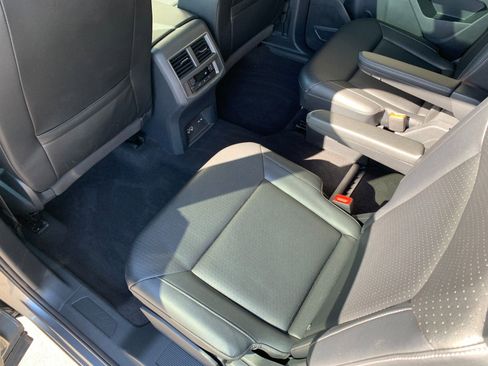 Used 2019 Volkswagen Atlas SEL AWD/4WD image 34