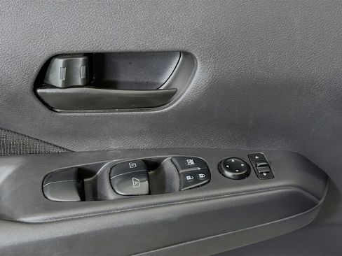 Used 2024 Nissan Kicks S FWD image 20