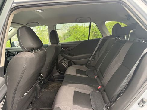 Used 2023 Subaru Outback Premium AWD/4WD image 11
