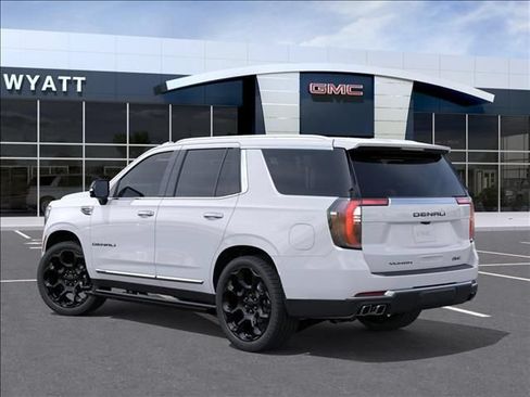 New 2026 GMC Yukon Denali w/ Denali Reserve Package AWD/4WD image 3