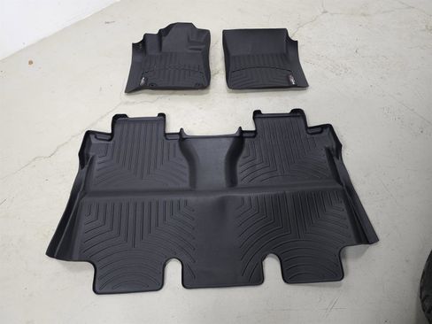 Used 2015 Toyota Tundra SR5 image 9