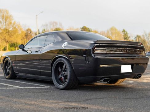 Used 2009 Dodge Challenger SRT8 w/ SRT Option Group II image 6