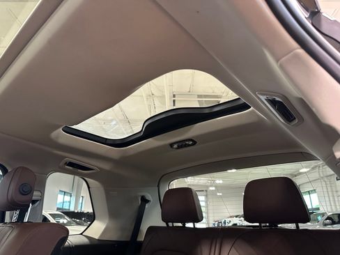 Used 2023 BMW X7 xDrive40i AWD/4WD image 45