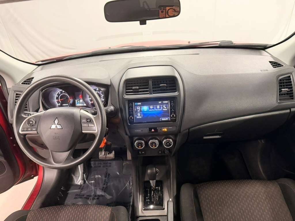 Used 2019 Mitsubishi Outlander Sport ES AWD/4WD image 39