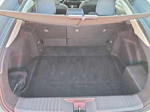 Used 2024 Toyota Prius LE image 31