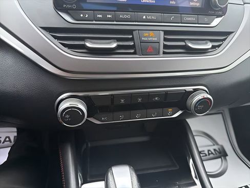 Certified 2024 Nissan Altima 2.5 SR image 16