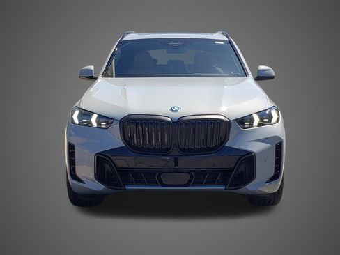 New 2026 BMW X5 xDrive50e AWD/4WD image 2
