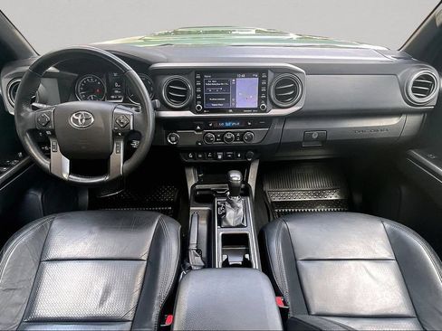 Used 2022 Toyota Tacoma TRD Sport w/ TRD Premium Sport Package RWD image 10
