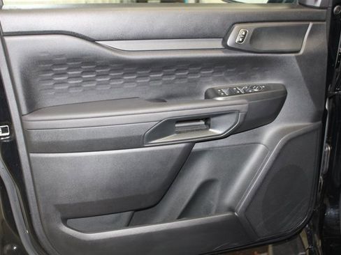 Used 2024 Ford Ranger XL image 9