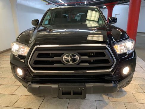 Used 2021 Toyota Tacoma SR5 image 3