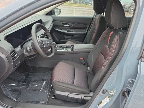 New 2026 Nissan Sentra SR FWD image 5