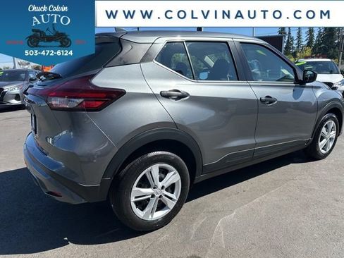 New 2025 Nissan Kicks Play S image 6