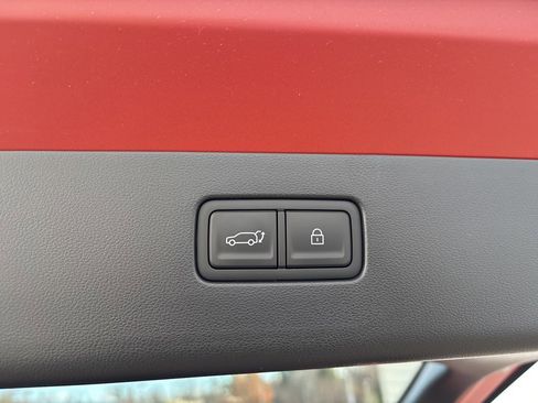 New 2026 Hyundai Ioniq 9 SEL w/ Tow & Go Package image 8