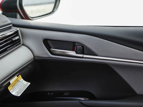 New 2026 Toyota Camry SE image 23