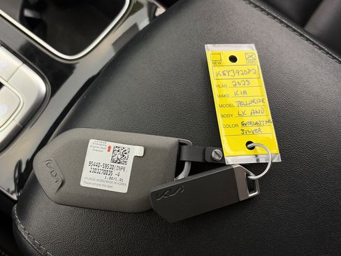 Certified 2023 Kia Telluride LX AWD/4WD image 30
