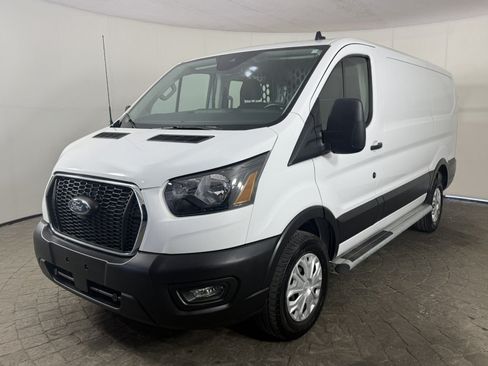 Used 2025 Ford Transit 250 Low Roof w/ Exterior Upgrade Package RWD image 3