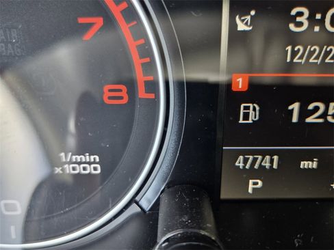 Used 2016 Audi Q5 2.0T Premium Plus w/ Technology Package image 25