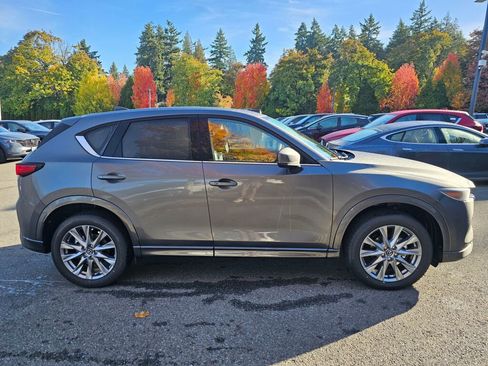 New 2025 MAZDA CX-5 AWD 2.5 S w/ Premium Plus Pkg image 4