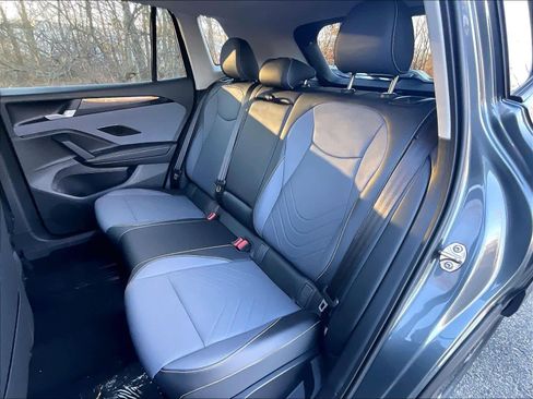 New 2026 Volkswagen Tiguan SE image 15