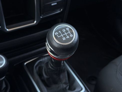 Used 2021 Jeep Wrangler Sport AWD/4WD image 19