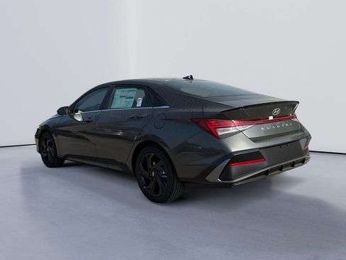 New 2026 Hyundai Elantra SEL Sport Premium w/ Cargo Package FWD image 5