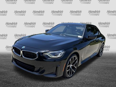 Used 2023 BMW 230i Coupe w/ Convenience Package RWD image 7