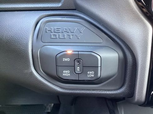 New 2026 RAM 2500 Laramie AWD/4WD image 35