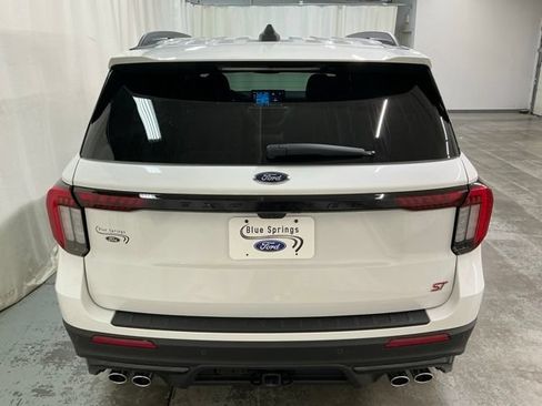 New 2026 Ford Explorer ST w/ Sun And Sound Package AWD/4WD image 5