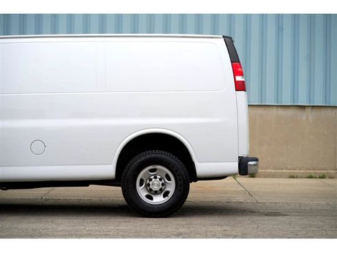 Used 2019 Chevrolet Express 2500 w/ Driver Convenience Package RWD image 13