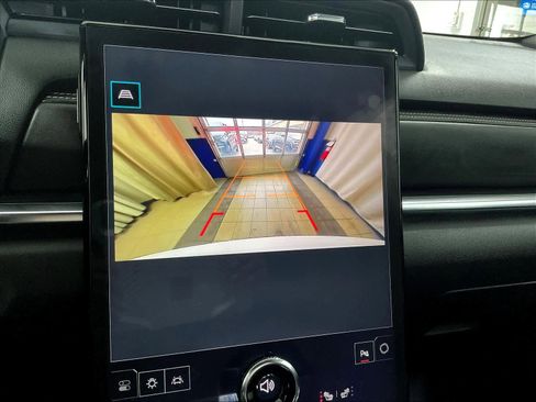 Used 2025 GMC Terrain Elevation image 19