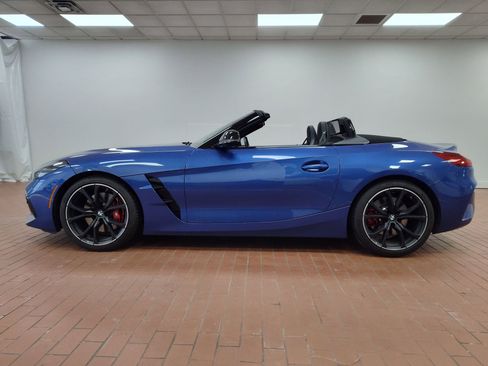 Certified 2024 BMW Z4 sDrive30i w/ Premium Package image 2