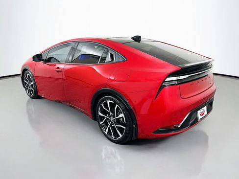 Used 2026 Toyota Prius Plug-In Hybrid w/ Limited Premium Package FWD image 7