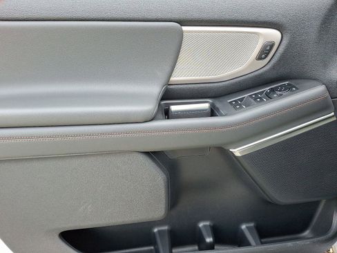 New 2025 Ford Expedition Active image 8