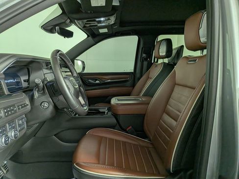 Certified 2023 GMC Yukon Denali Ultimate image 19