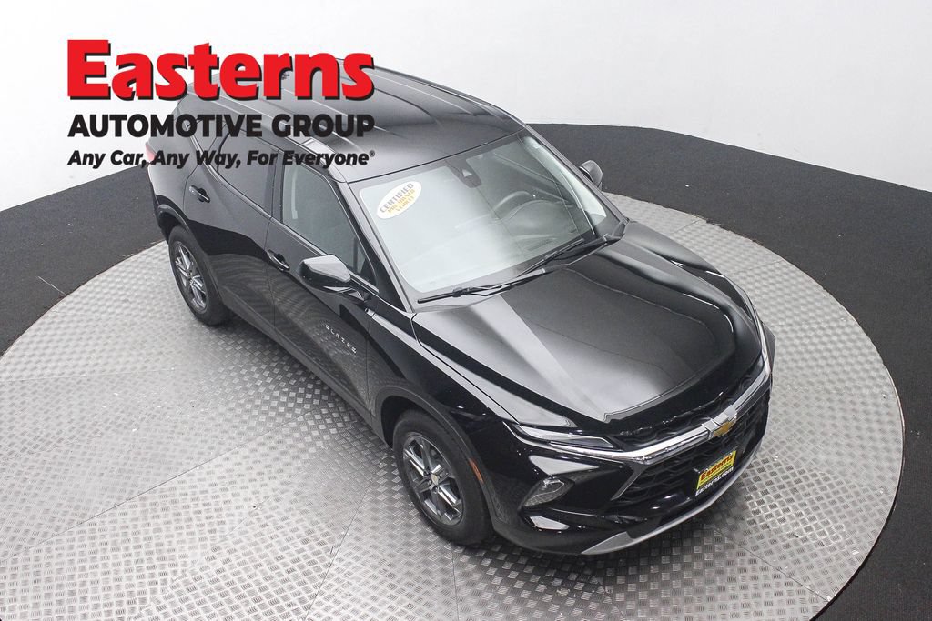 Used 2024 Chevrolet Blazer LT AWD/4WD image 4
