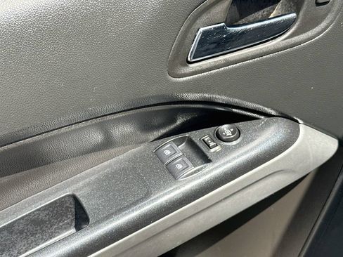 Used 2022 Chevrolet Colorado LT w/ Fleet Safety Package RWD image 19