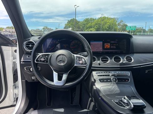 Used 2020 Mercedes-Benz E 350 Sedan image 36