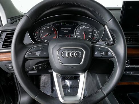 Used 2023 Audi Q5 2.0T Premium w/ Convenience Package image 8