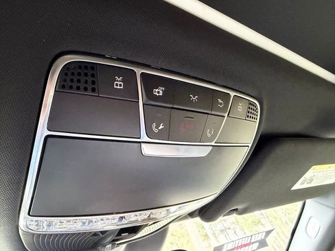 Used 2015 Mercedes-Benz S 550 Sedan image 23