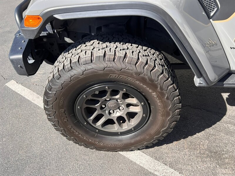 Used 2023 Jeep Wrangler Unlimited Rubicon 392 AWD/4WD image 10
