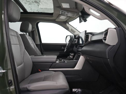 Used 2023 Toyota Tundra Limited AWD/4WD image 13